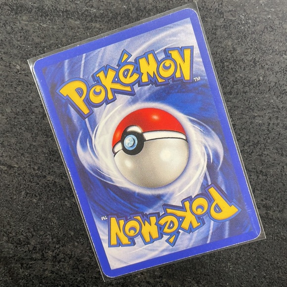 Pokémon Nidoran 1st edition shadowless base set card - Picture 2 of 2